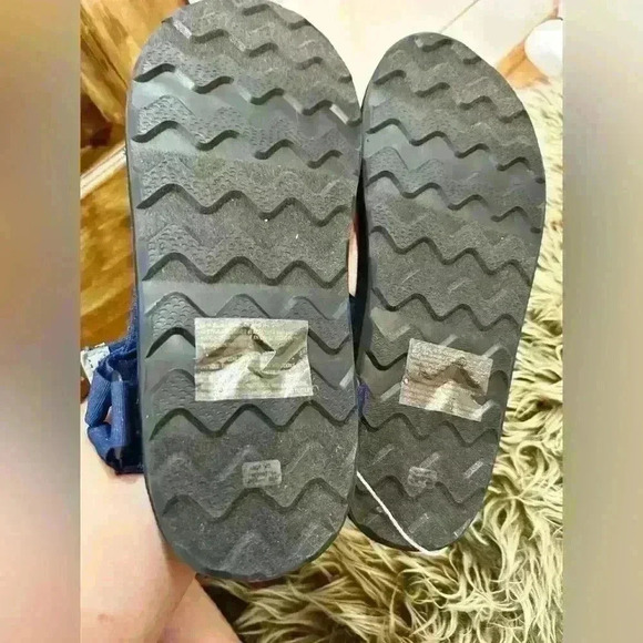 American Eagle Blue Tribal Print Sandals Size 11 - Picture 3 of 8